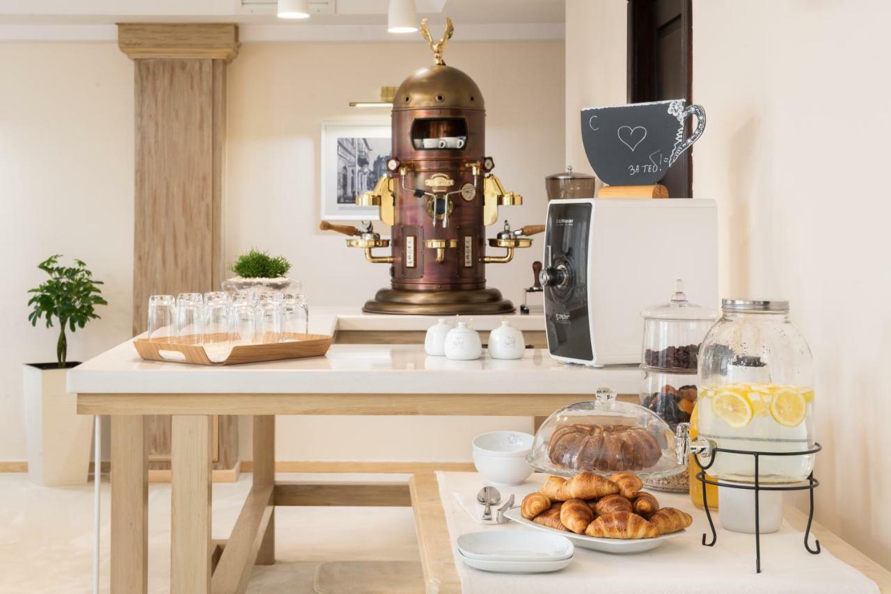 Family Hotel Anna Русе Экстерьер фото